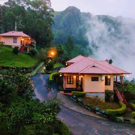 Aranyaka Resorts Munnar Bagian luar foto