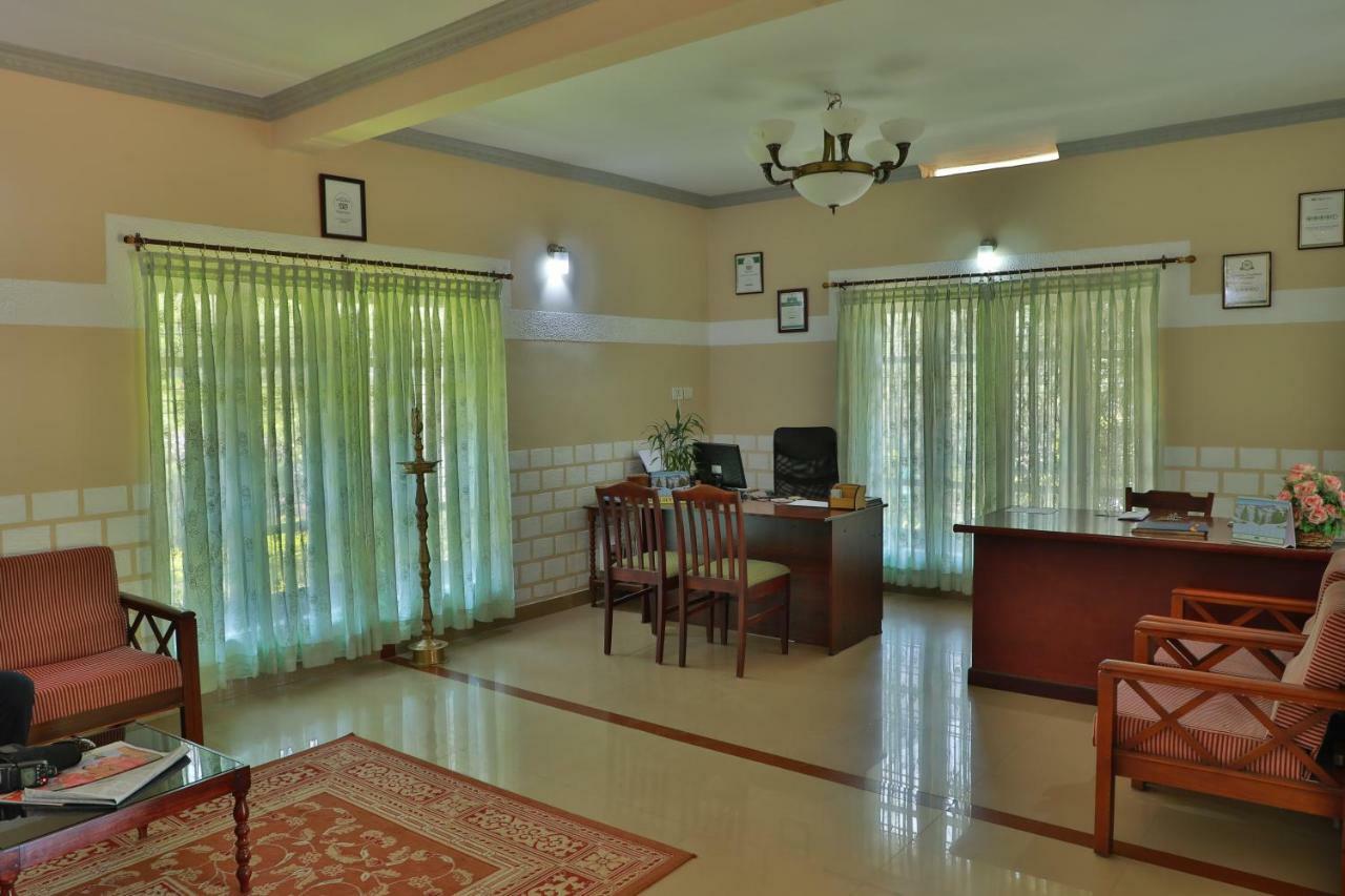 Aranyaka Resorts Munnar Bagian luar foto